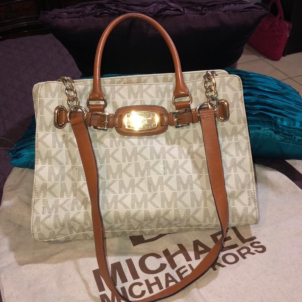 Michael kors hand bag - Picture 5 of 7